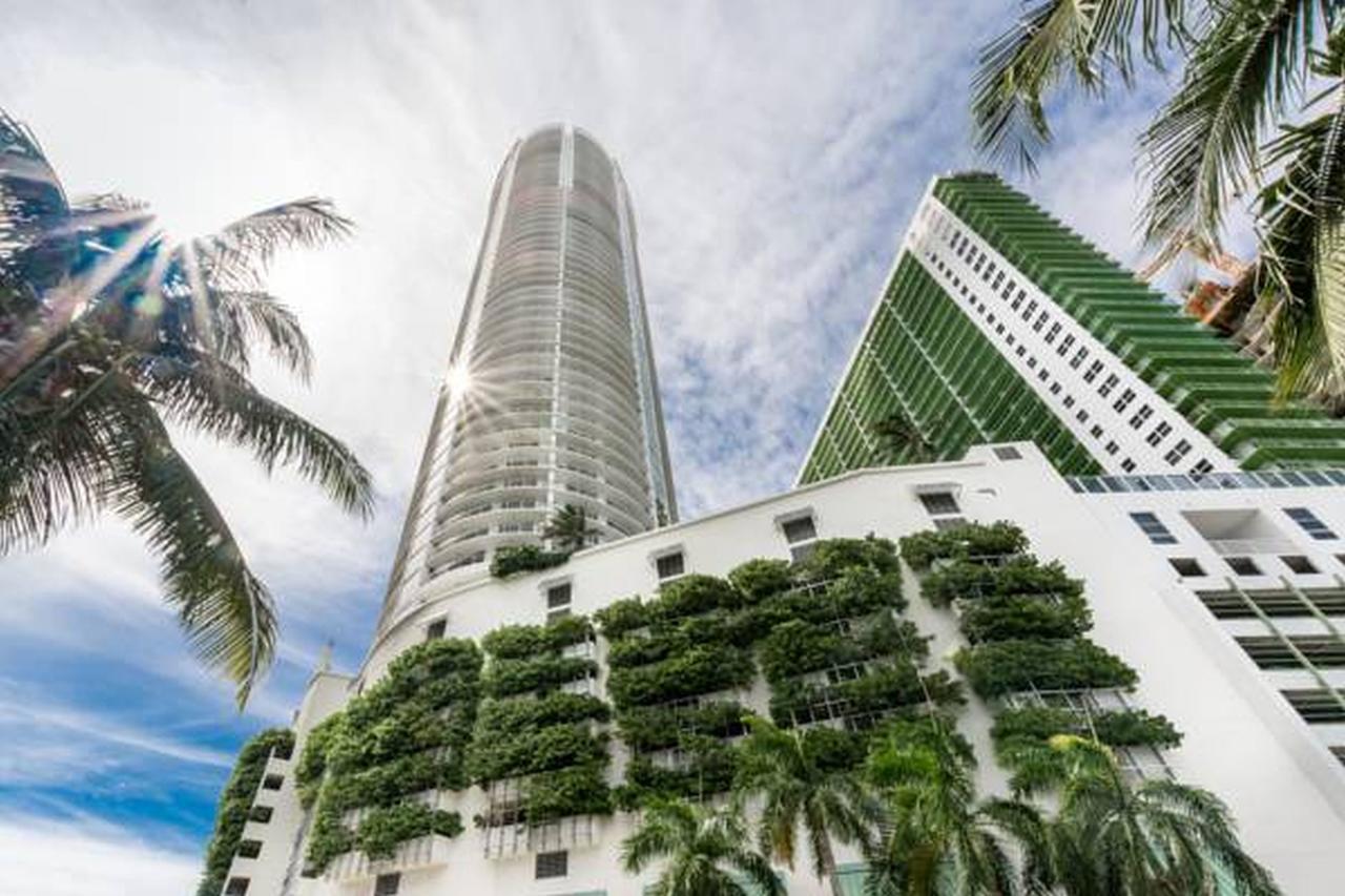 Opera Tower Lägenhet Miami Exteriör bild