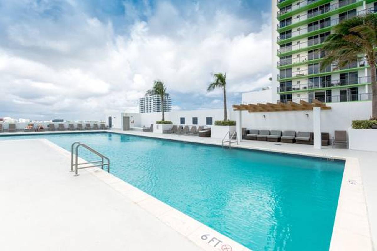 Opera Tower Lägenhet Miami Exteriör bild